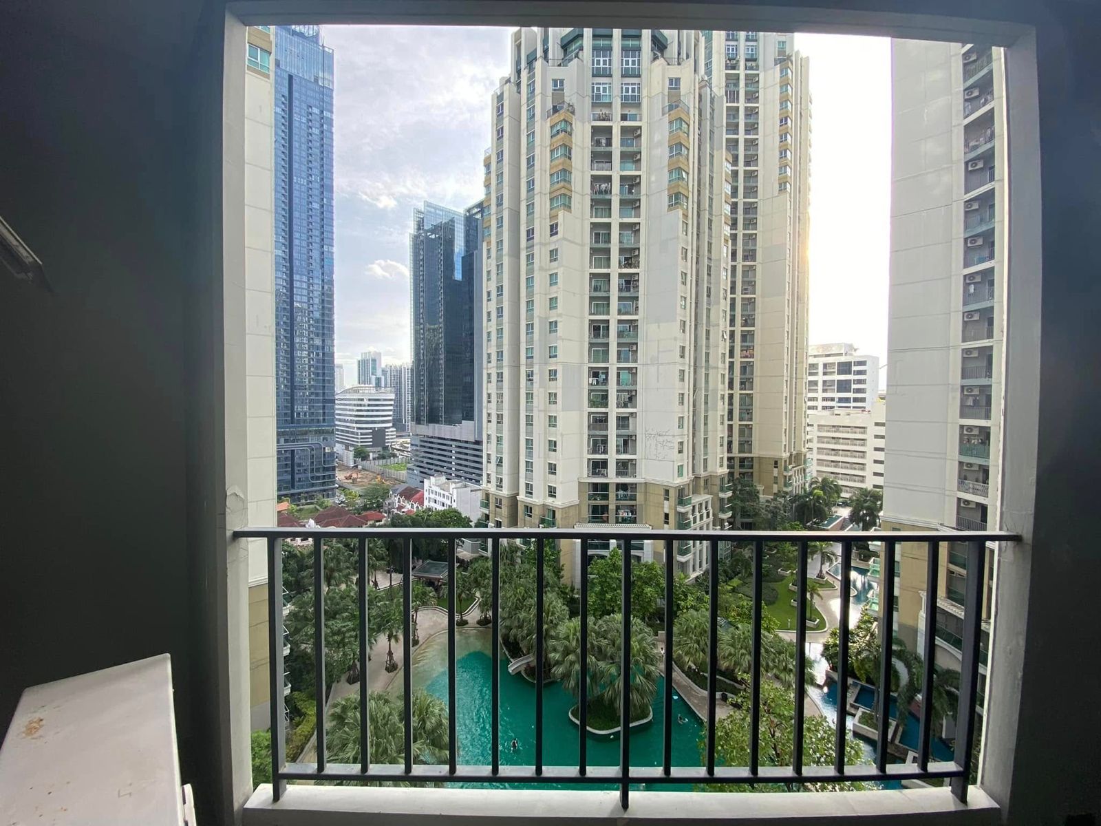 2-Bed, 1-Bath Condo at Belle Grand Rama 9, 77 sqm, for Rent at ฿35,000/month or Sale at ฿9.42M, Near Rama 9 MRT, Fully Furnished, Prime Location