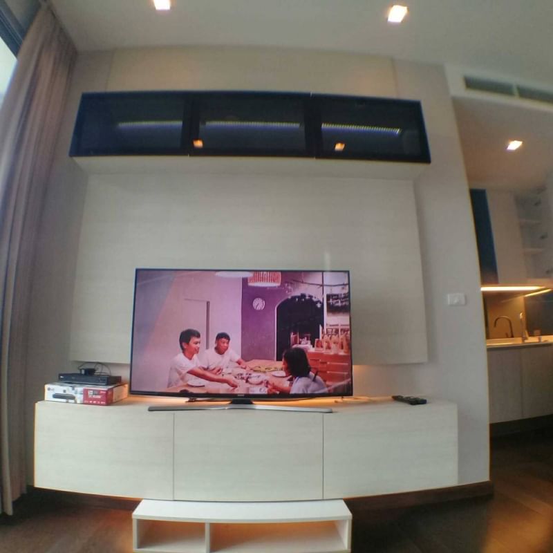 Stylish 2-bedroom condo at Q Asoke, 45 sqm fully furnished. Rent at THB 39,000/month. Prime location near MRT Phetchaburi , top amenities, and vibrant city life