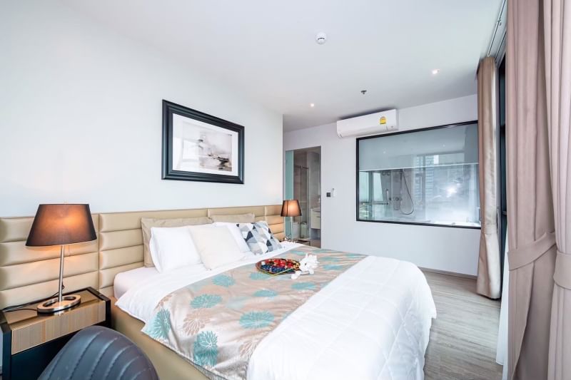 2-Bed, 2-Bath Condo for Rent at Rhythm Ekkamai, 80 sq.m., Stunning City Views, ฿75,000/month, Near Ekkamai BTS – Luxury Living in Sukhumvit
