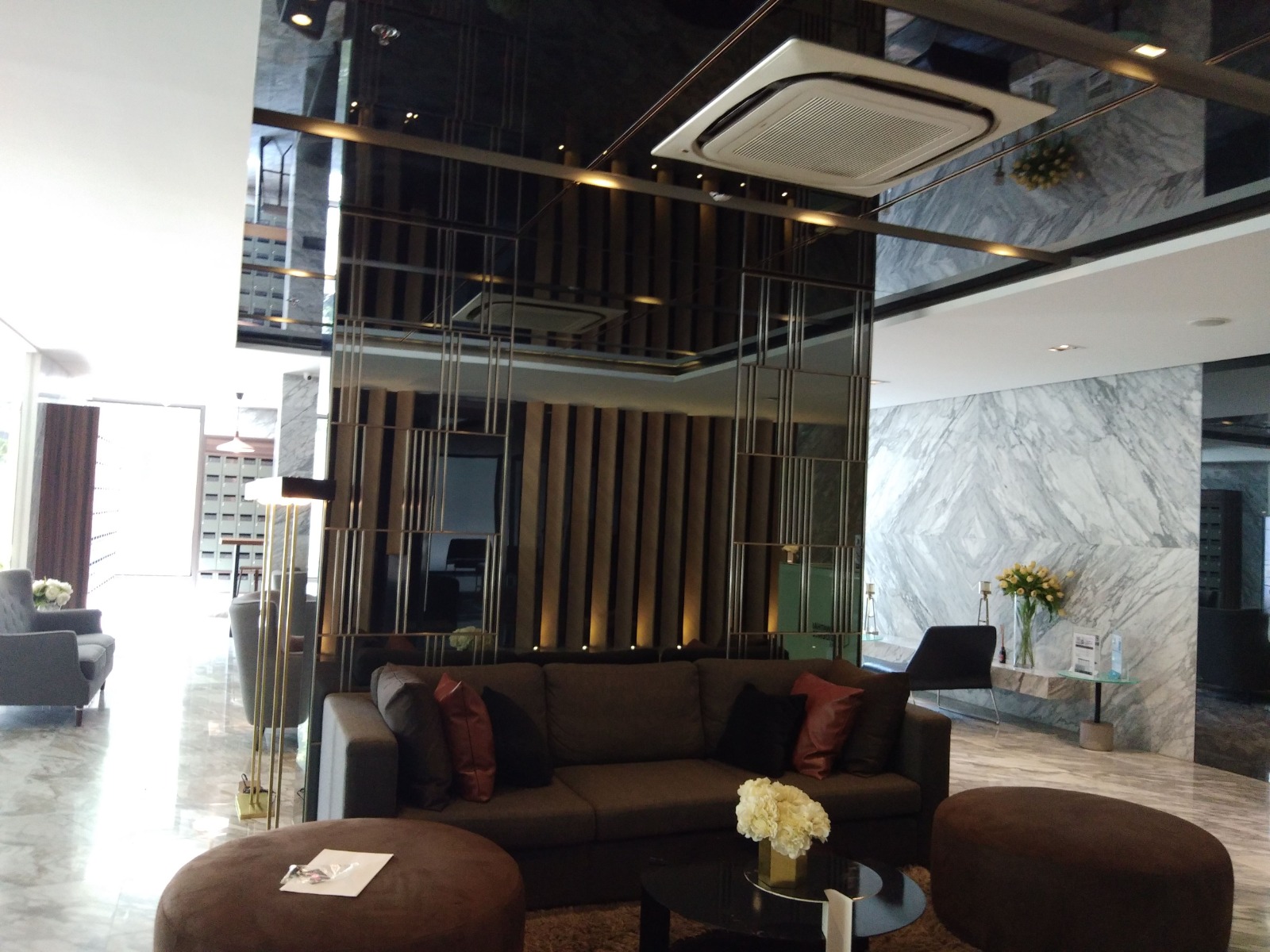 1-Bedroom, 1-Bathroom Condo for Rent at Chewathai Residence Asoke – 20 sq.m., ฿25,000/month, Near MRT Phetchaburi, Move-In Ready