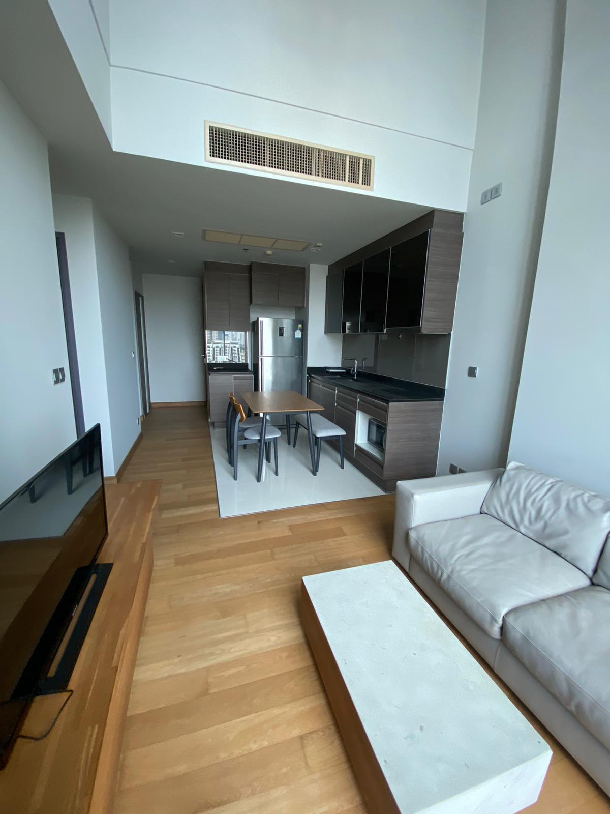 Rent a 2-bedroom duplex condo at Keyne by Sansiri, Sukhumvit, Bangkok for 60,000 THB/month. Enjoy premium amenities and a prime location near Thong Lo BTS.