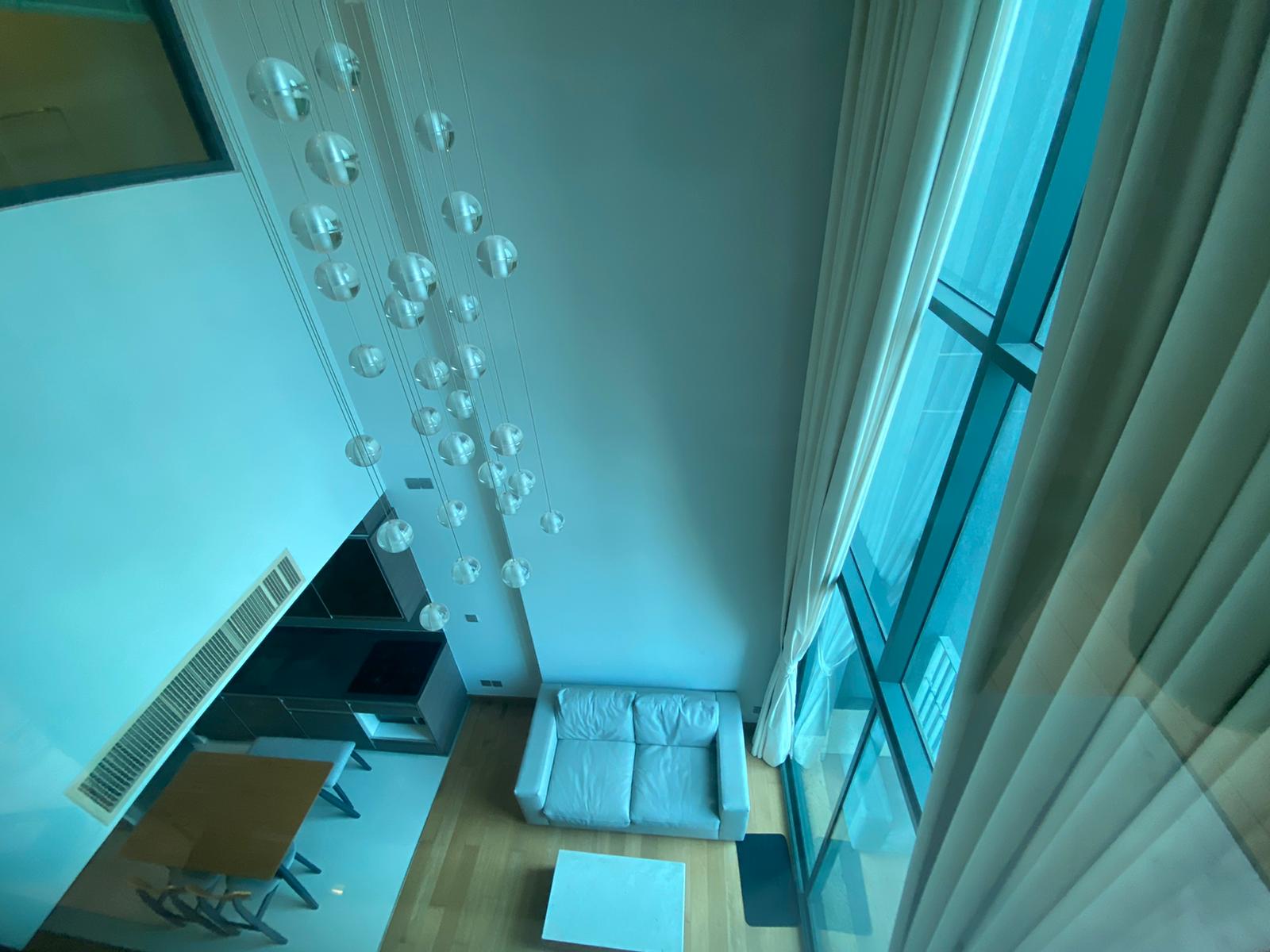Rent a 2-bedroom duplex condo at Keyne by Sansiri, Sukhumvit, Bangkok for 60,000 THB/month. Enjoy premium amenities and a prime location near Thong Lo BTS.