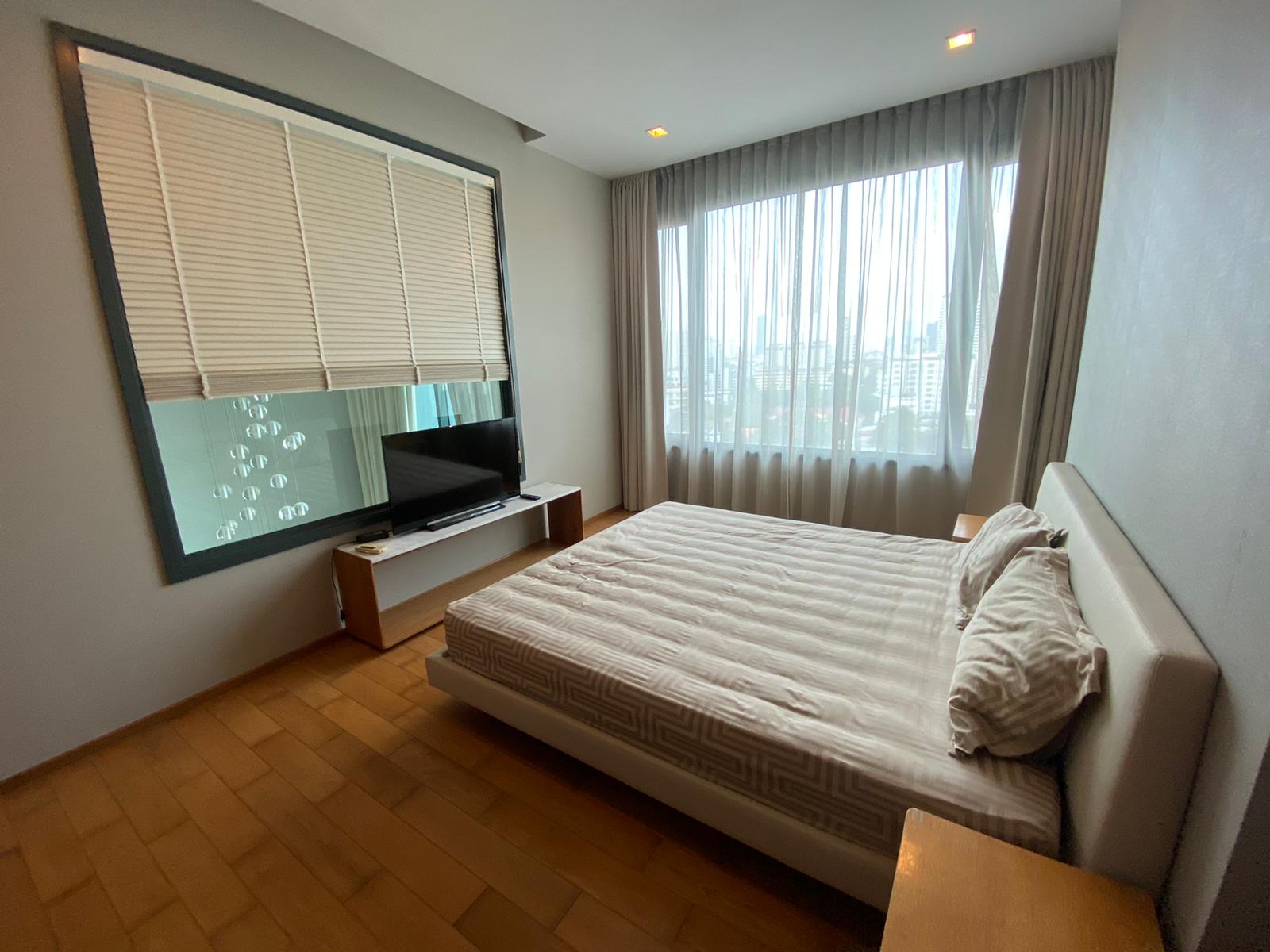 Rent a 2-bedroom duplex condo at Keyne by Sansiri, Sukhumvit, Bangkok for 60,000 THB/month. Enjoy premium amenities and a prime location near Thong Lo BTS.