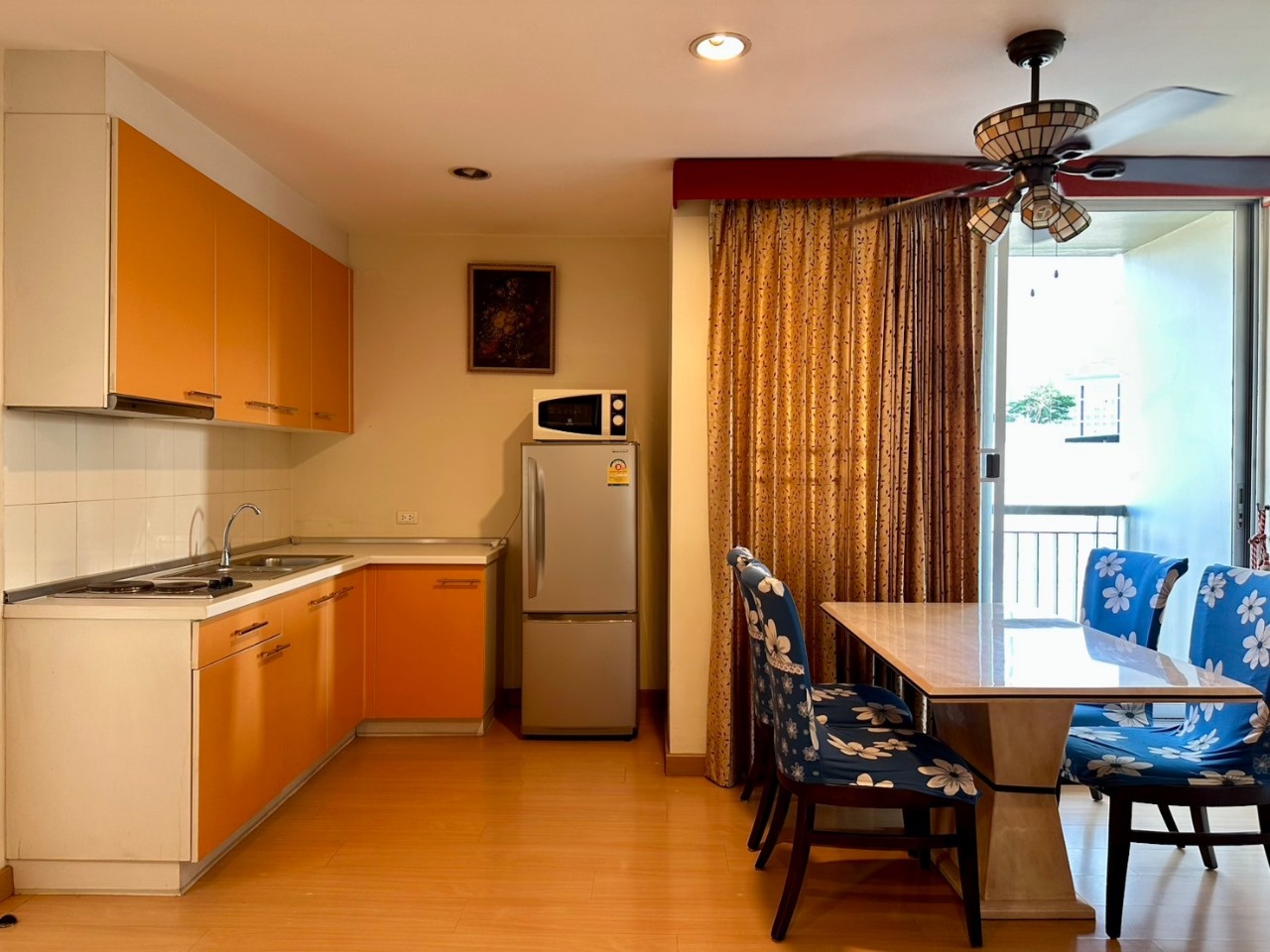 Stylish 2-bedroom condo at Life @ Sukhumvit 67. Fully furnished, pet-friendly, 63 sqm, near BTS Phra Khanong. Rent 30,000 THB/month (negotiable).