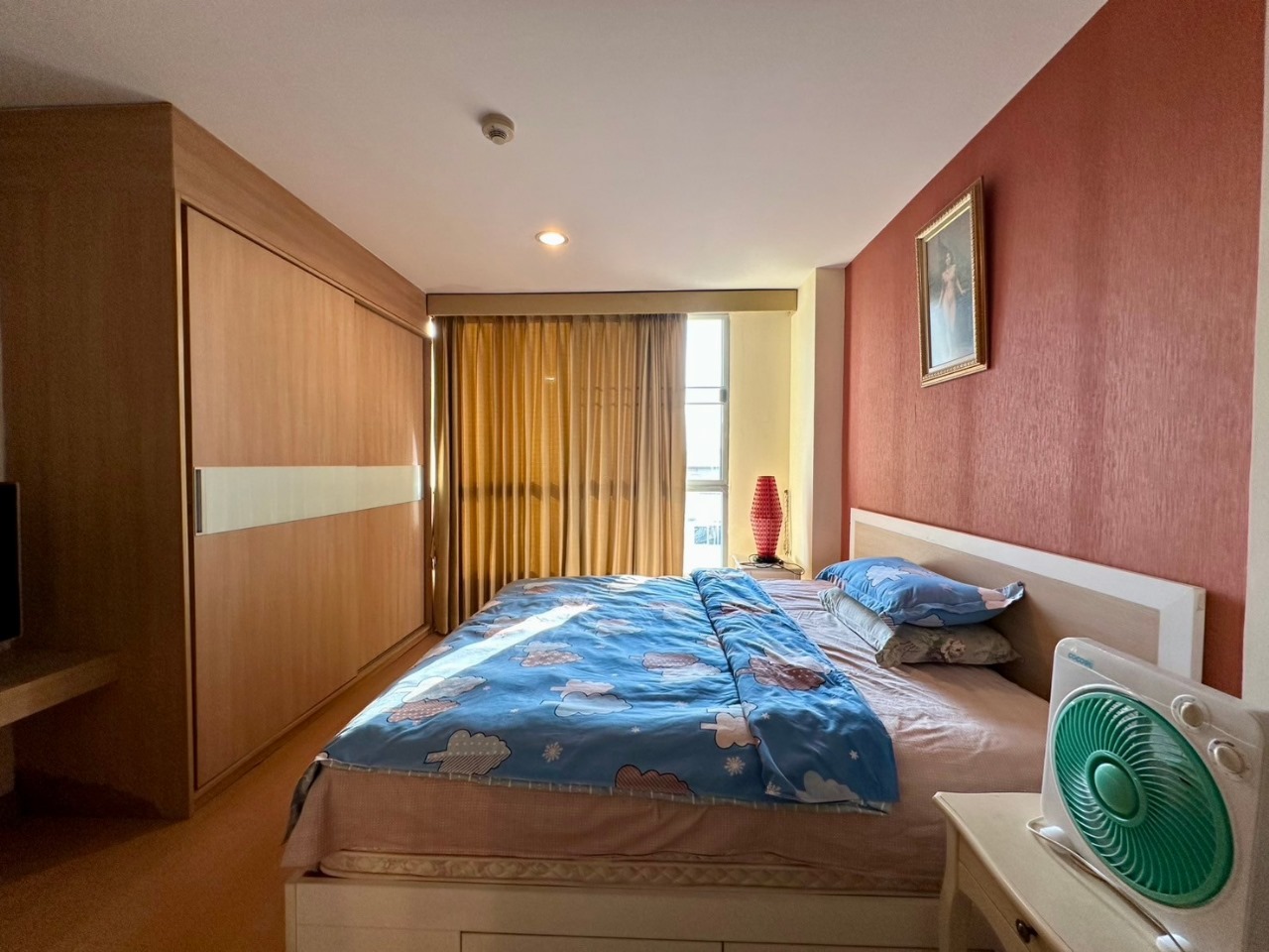 Stylish 2-bedroom condo at Life @ Sukhumvit 67. Fully furnished, pet-friendly, 63 sqm, near BTS Phra Khanong. Rent 30,000 THB/month (negotiable).