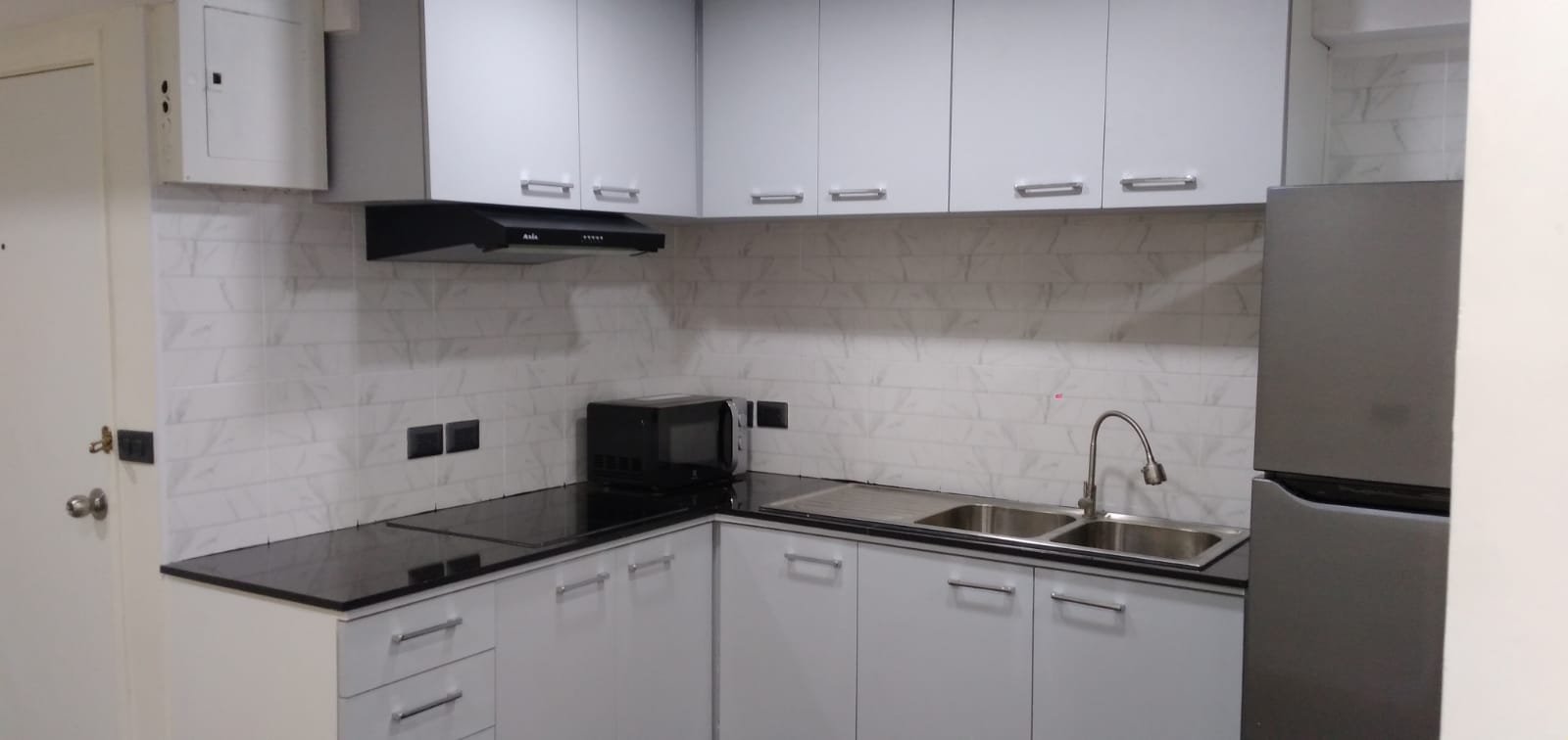 2-Bed, 1-Bath, 80 sqm Condo for Rent at Ebony Wing 377, President Park, Sukhumvit 24 – Pet-Friendly, Fully Furnished, ฿35,000/month, Near BTS Phrom Phong