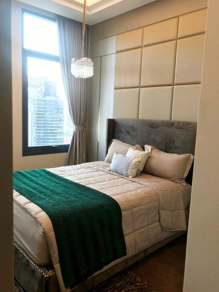 3BR, 4BTH Luxury Condo for Rent/Sale at The Diplomat 39, 152 sq.m., ฿180,000/month or ฿65M, Near BTS Phrom Phong, Fully Furnished, Panoramic Views.