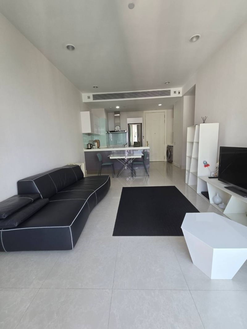 2-Bed, 2-Bath Condo for Sale at Q Langsuan, 80 sqm, Royal Bangkok Sports Club View, BTS Chidlom MRT Lumpini, ฿20,000,000 – Luxury Living in Lumphini