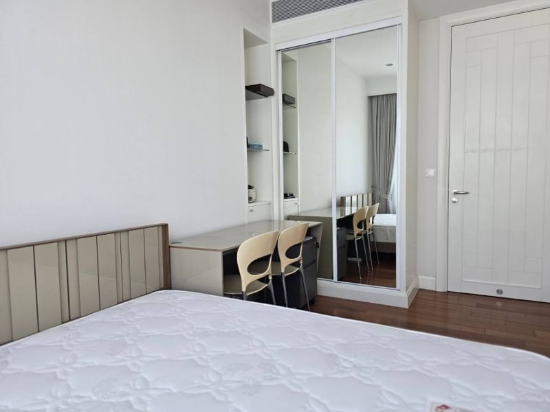 2-Bed, 2-Bath Condo for Sale at Q Langsuan, 80 sqm, Royal Bangkok Sports Club View, BTS Chidlom MRT Lumpini, ฿20,000,000 – Luxury Living in Lumphini