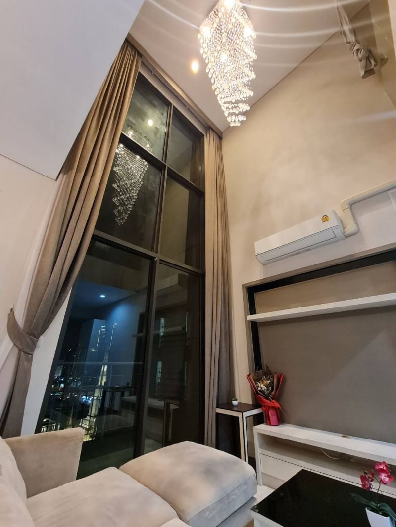 Stunning 1-Bedroom, 2-Bathroom condo at Villa Asoke, 80 sqm, fully furnished. Prime location in Makkasan, Bangkok. For sale at 9,800,000 THB.