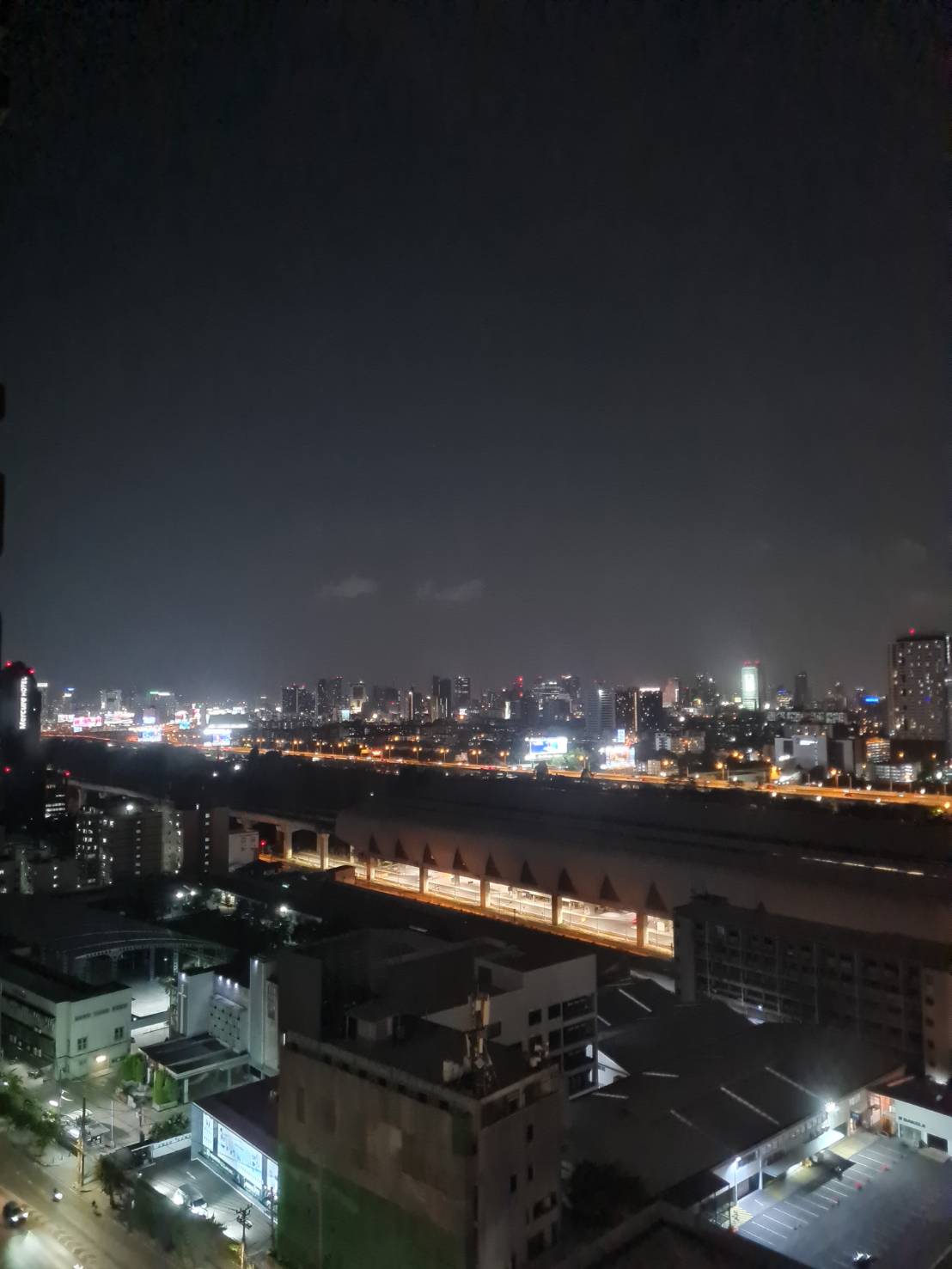 Stunning 1-Bedroom, 2-Bathroom condo at Villa Asoke, 80 sqm, fully furnished. Prime location in Makkasan, Bangkok. For sale at 9,800,000 THB.