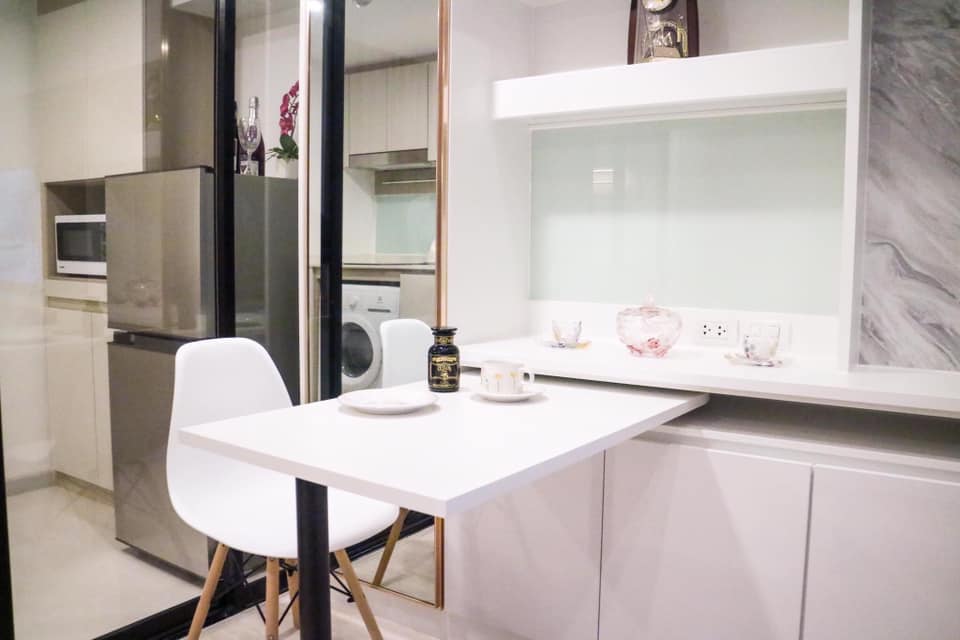 Modern 1-Bedroom, 1-Bathroom condo at Knightsbridge Prime Sathorn, 37 sqm. For rent at 26,000 THB. Prime location near Chong Nonsi BTS, ideal for city living.