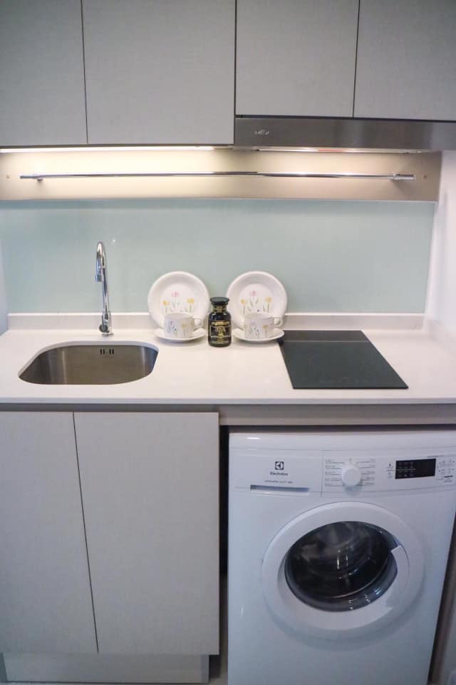 Modern 1-Bedroom, 1-Bathroom condo at Knightsbridge Prime Sathorn, 37 sqm. For rent at 26,000 THB. Prime location near Chong Nonsi BTS, ideal for city living.
