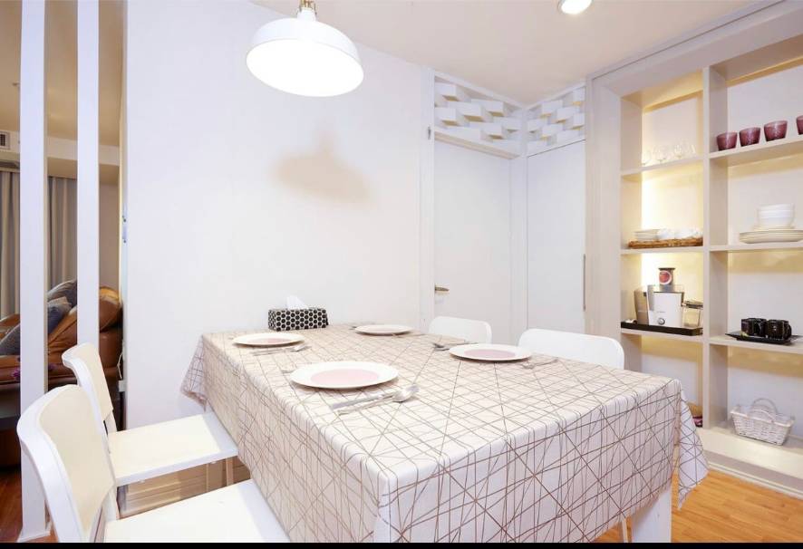 Spacious 2-bedroom, 2-bathroom condo at Crystal Garden, 110 sqm, 58,000 THB/month. Close to BTS Nana with top-notch amenities.