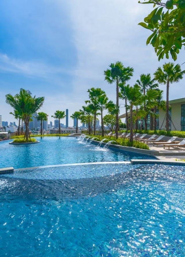 Rent a 2-bedroom condo at Supalai Oriental Sukhumvit 39 for 50,000 THB/month. Fully furnished, 99 sqm, with premium facilities near BTS Phrom Phong. Call now!