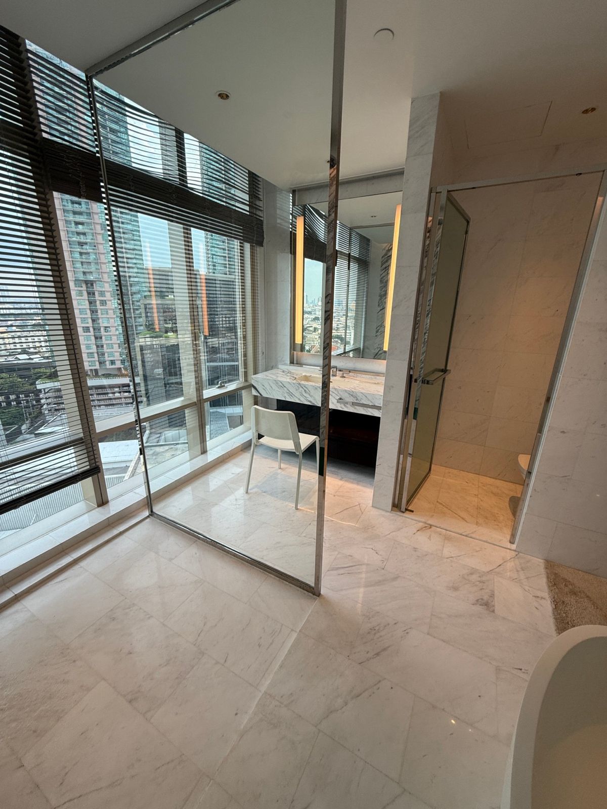 Luxurious 3BR, 3BTH Condo, 250 Sqm at Four Seasons Apartments, Near BTS Saphan Taksin, For Rent at ฿350,000/Month – Riverside Living in Bangkok.