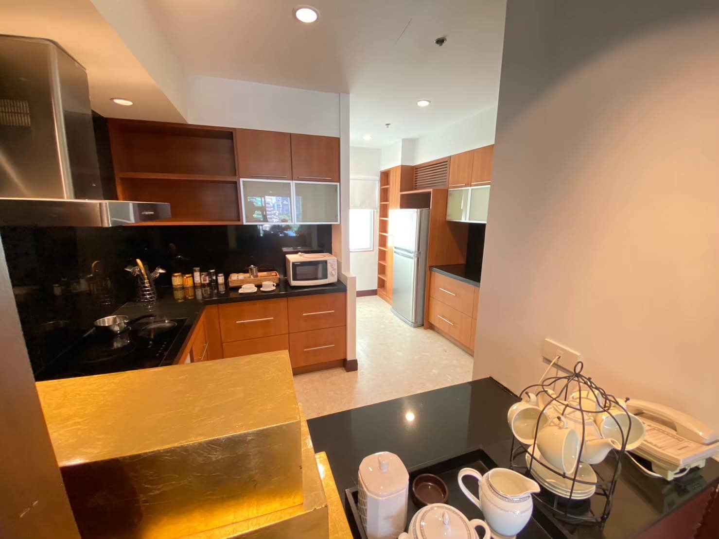 3-Bed, 4-Bath, 230 sqm Condo for Rent at Royal Residence Park, Lumpini – THB 150,000/month, Near BTS Ploenchit & MRT Lumpini, Luxury Living in Bangkok