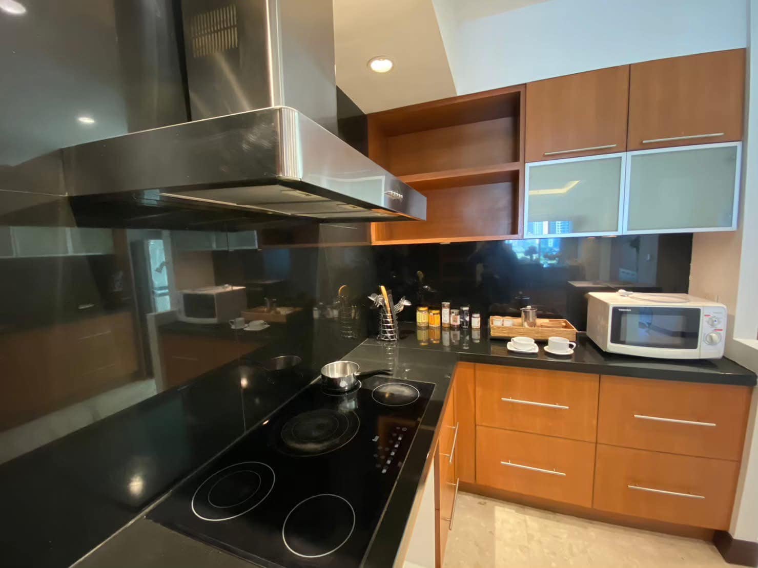 3-Bed, 4-Bath, 230 sqm Condo for Rent at Royal Residence Park, Lumpini – THB 150,000/month, Near BTS Ploenchit & MRT Lumpini, Luxury Living in Bangkok