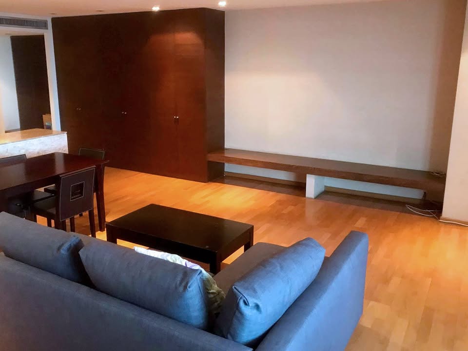 2-Bedroom, 2-Bathroom, 121 sqm Condo for Sale at Supalai Place Sukhumvit 39, 8,800,000 THB, Near Phrom Phong BTS