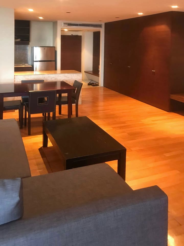 2-Bedroom, 2-Bathroom, 121 sqm Condo for Sale at Supalai Place Sukhumvit 39, 8,800,000 THB, Near Phrom Phong BTS