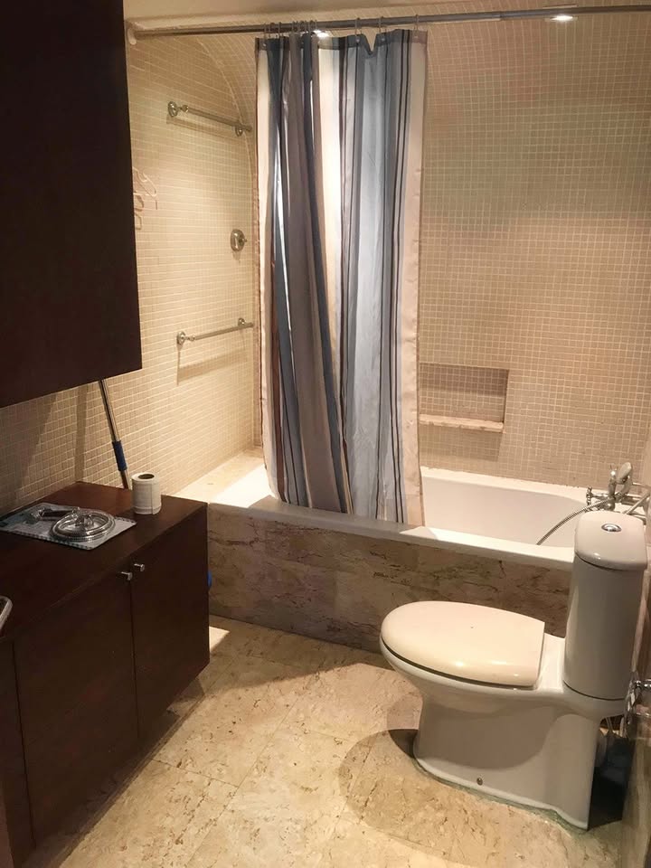 2-Bedroom, 2-Bathroom, 121 sqm Condo for Sale at Supalai Place Sukhumvit 39, 8,800,000 THB, Near Phrom Phong BTS