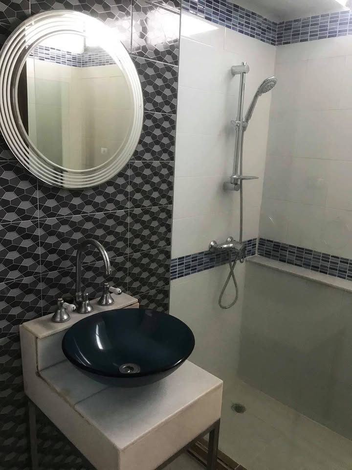 2-Bedroom, 2-Bathroom, 121 sqm Condo for Sale at Supalai Place Sukhumvit 39, 8,800,000 THB, Near Phrom Phong BTS