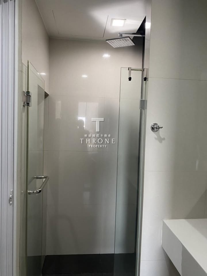 1-Bedroom, 1-Bathroom, 35 sqm Condo for Rent at Rhythm Sukhumvit 44/1, 23,000 THB/month, Near Phra Khanong BTS