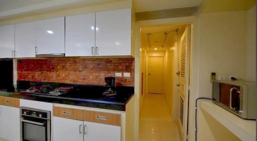 3-BR 4-BTH 265 sqm President Park Sukhumvit 24 for Rent 75,000 THB/month Near Phrom Phong BTS