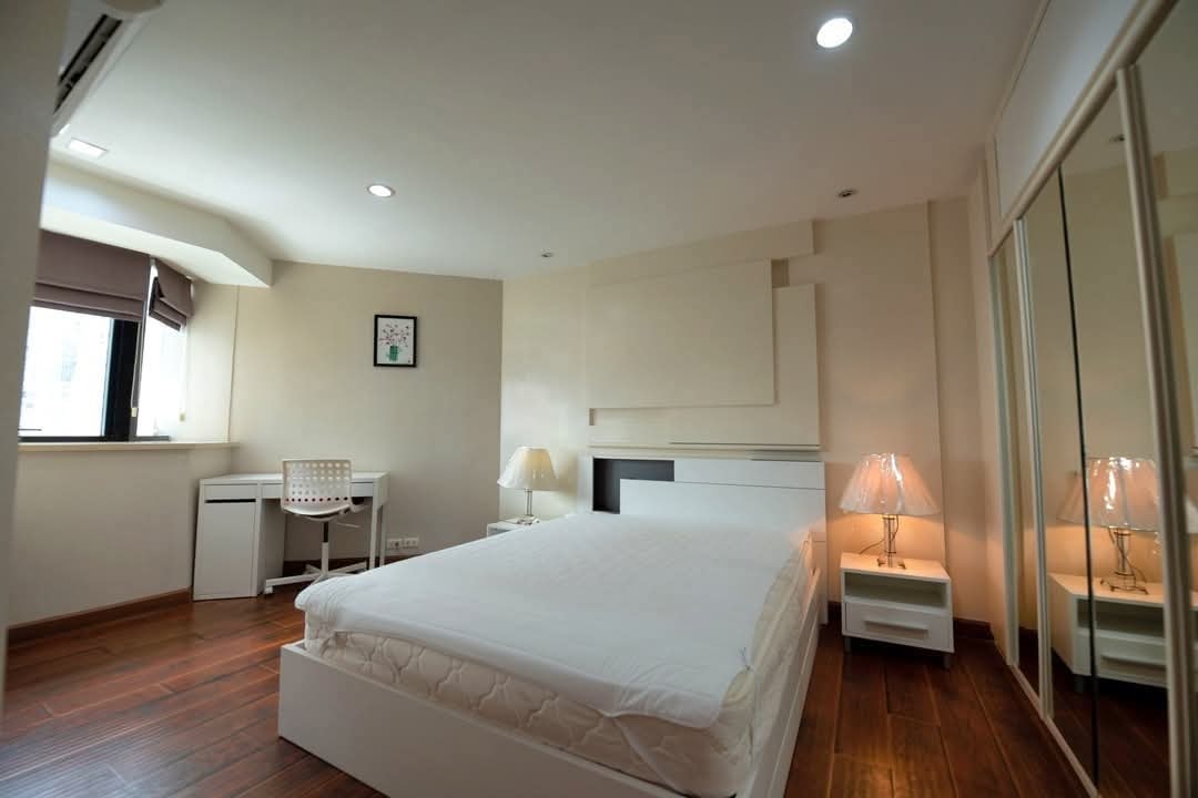 3-BR 4-BTH 265 sqm President Park Sukhumvit 24 for Rent 75,000 THB/month Near Phrom Phong BTS