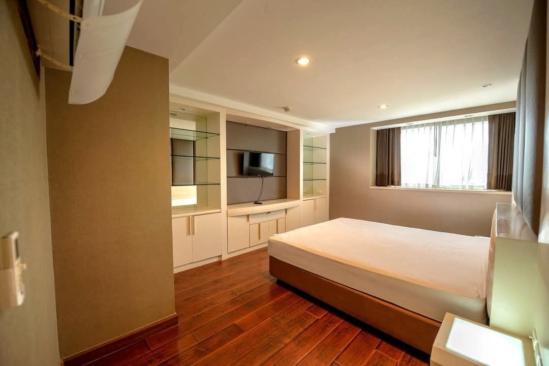 3-BR 4-BTH 265 sqm President Park Sukhumvit 24 for Rent 75,000 THB/month Near Phrom Phong BTS