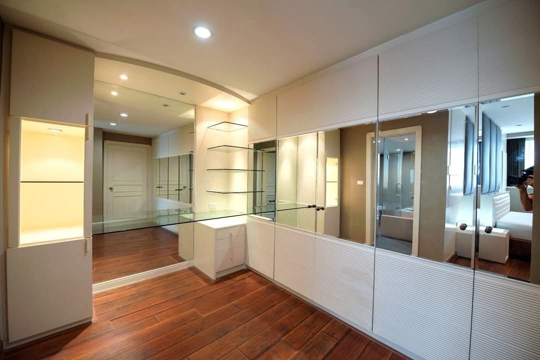 3-BR 4-BTH 265 sqm President Park Sukhumvit 24 for Rent 75,000 THB/month Near Phrom Phong BTS