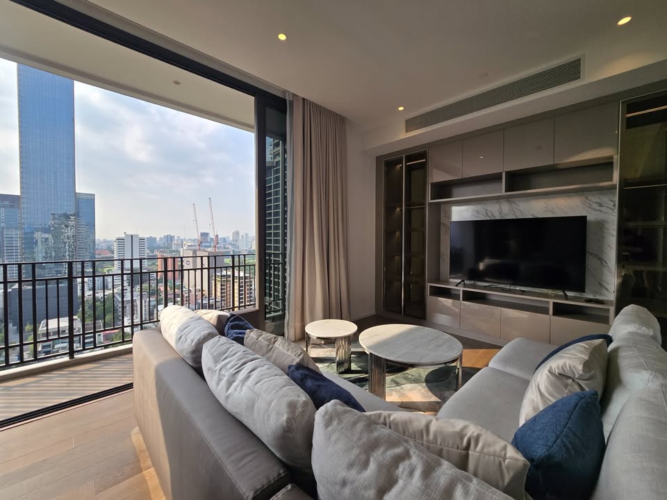 2-BR 2-BTH 114 sqm MUNIQ Langsuan for rent 160,000 THB/month near Chit Lom BTS