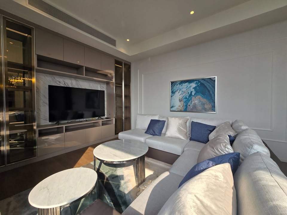 2-BR 2-BTH 114 sqm MUNIQ Langsuan for rent 160,000 THB/month near Chit Lom BTS