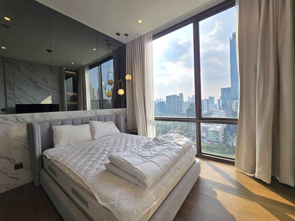 2-BR 2-BTH 114 sqm MUNIQ Langsuan for rent 160,000 THB/month near Chit Lom BTS