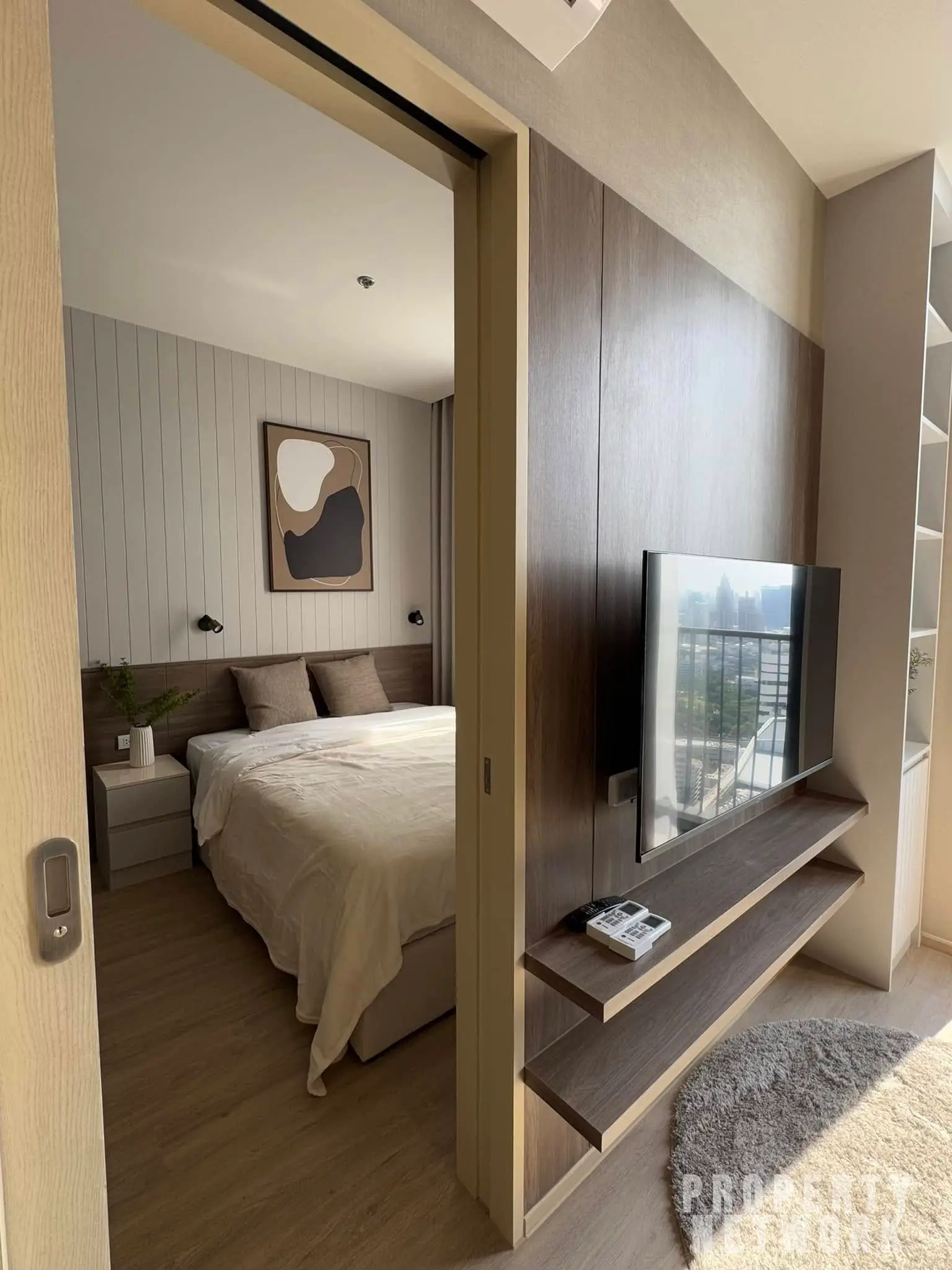 1-BR, 1-BTH Condo, 30 sqm, ฿32,000/month, Noble State 39, 32nd Floor, Near BTS Phrom Phong – Fully Furnished, Luxury Living for Rent