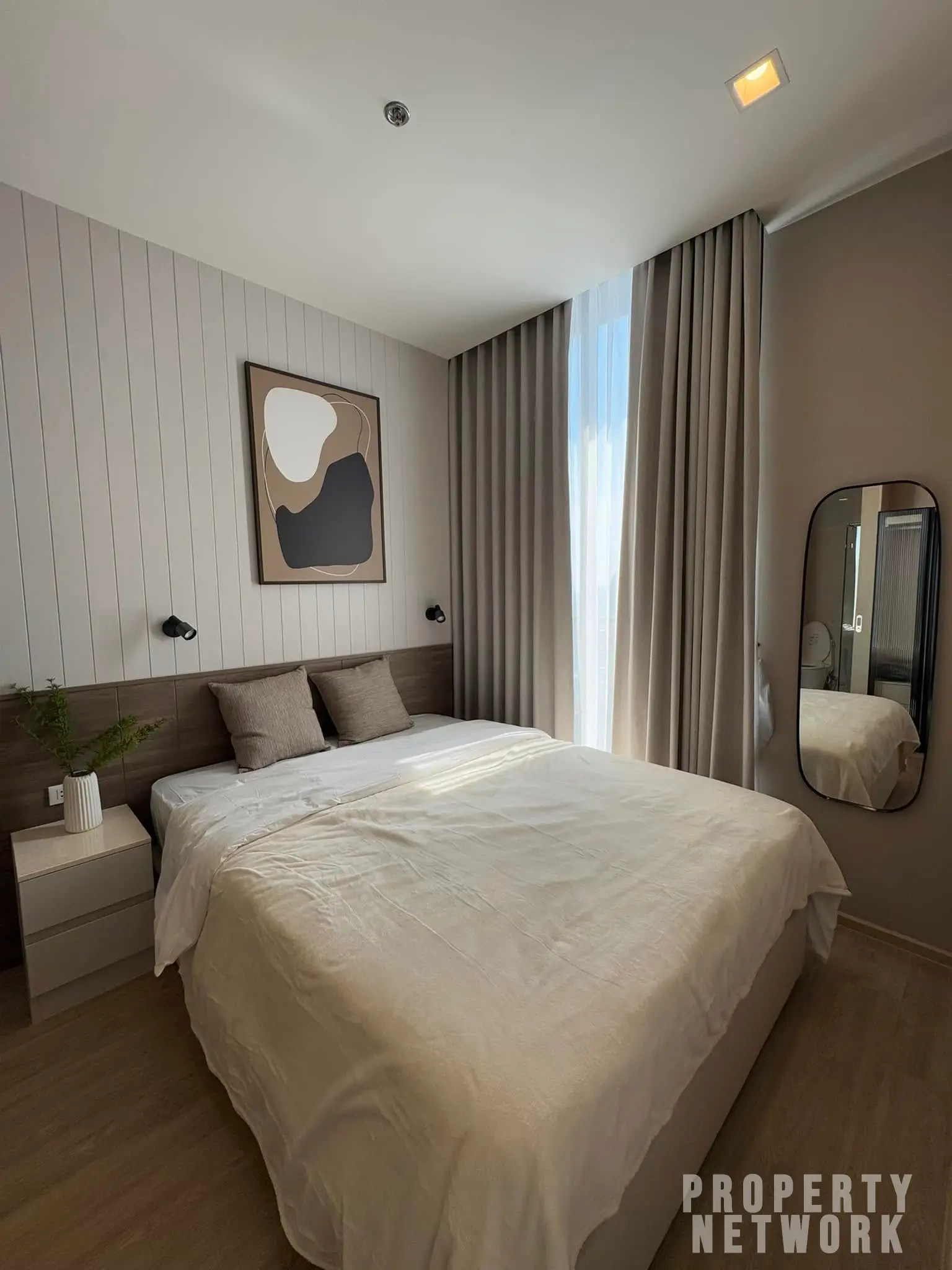 1-BR, 1-BTH Condo, 30 sqm, ฿32,000/month, Noble State 39, 32nd Floor, Near BTS Phrom Phong – Fully Furnished, Luxury Living for Rent