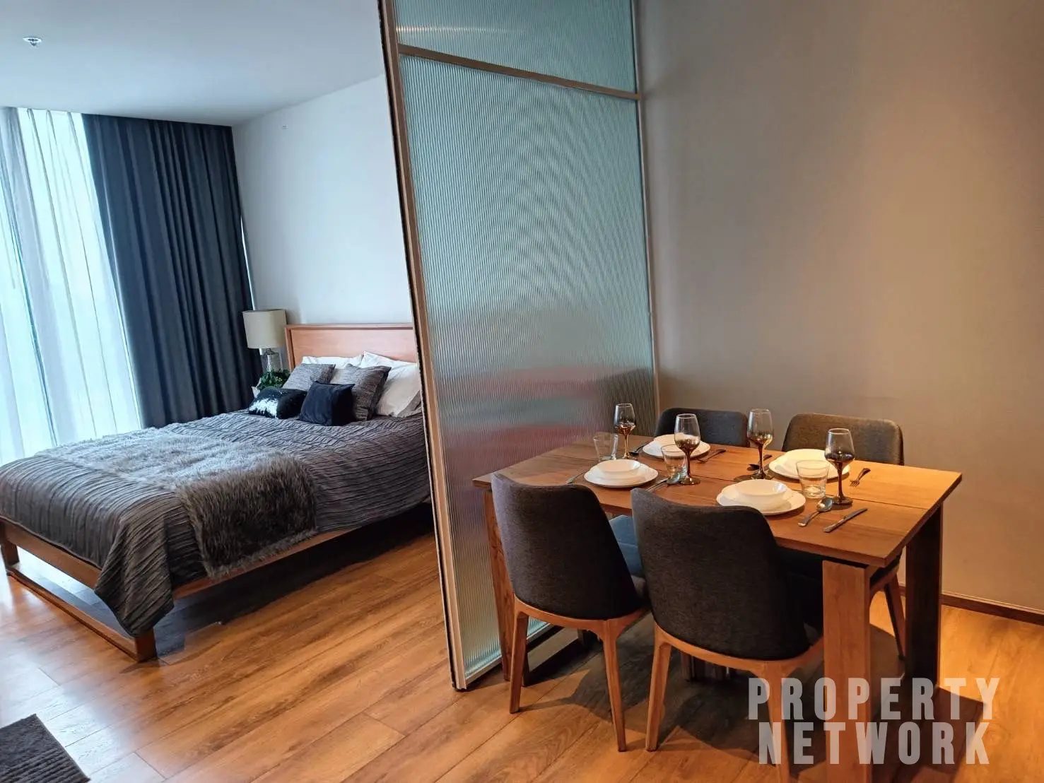1-Bedroom, 1-Bathroom Condo at Park Origin Phrom Phong, 30 sqm, Rent ฿32,000/month, Near BTS Phrom Phong – Fully Furnished, Modern Design, Prime Location