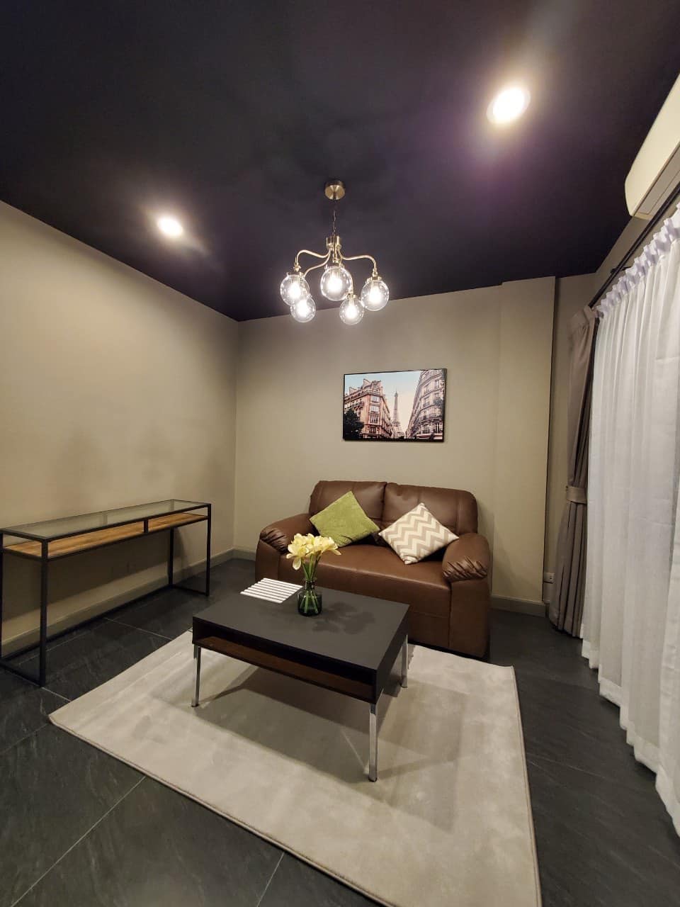 Spacious 3-bedroom, 3-bathroom townhouse for rent at Town Plus Huamark. Newly renovated, and conveniently located near ARL Huamark. Rent for 30,000 THB/month!