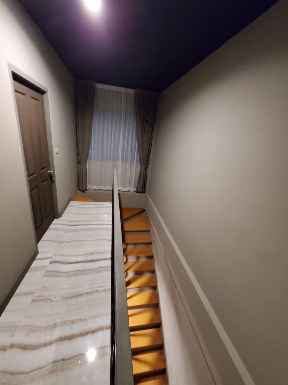 Spacious 3-bedroom, 3-bathroom townhouse for rent at Town Plus Huamark. Newly renovated, and conveniently located near ARL Huamark. Rent for 30,000 THB/month!