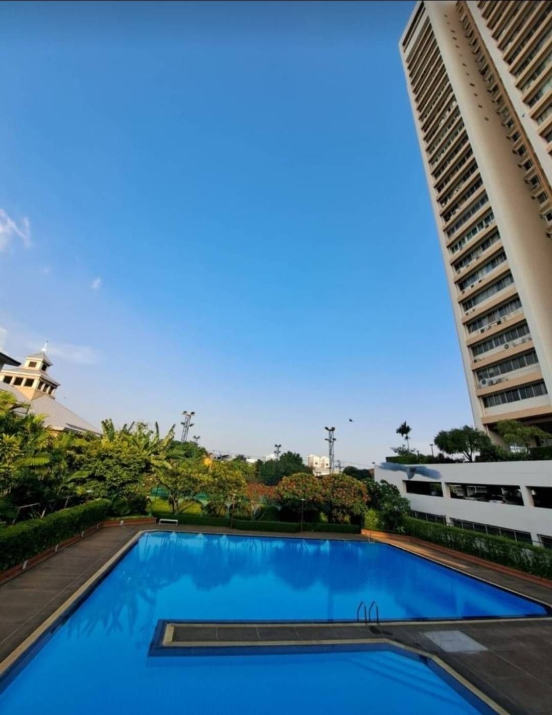 Spacious 4-bedroom condo at Tai Ping Towers, 252 sqm, fully furnished. Prime Ekamai location near BTS. Rent: 60,000 THB/month. Excellent amenities.