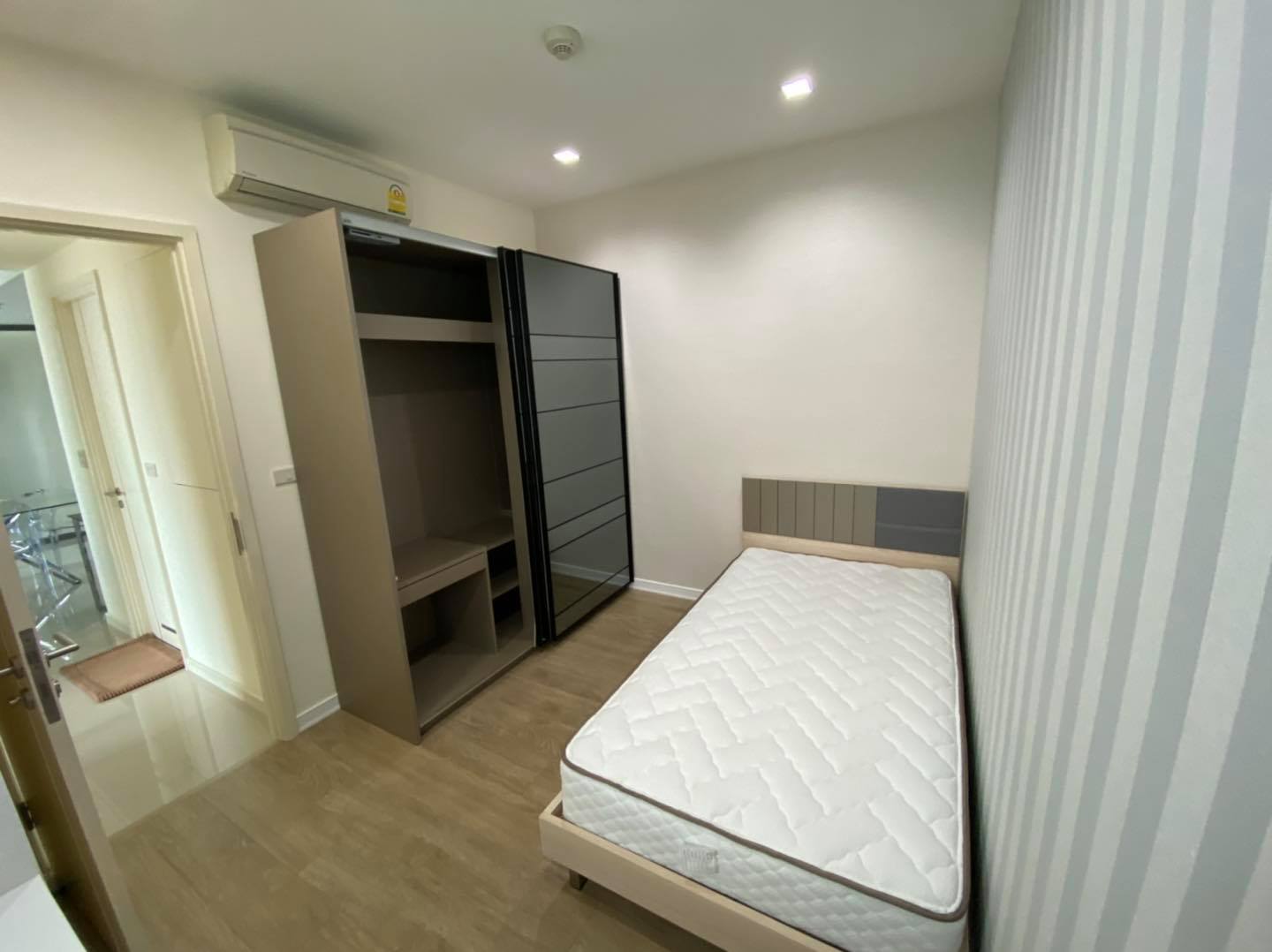 Elegant 2-bedroom condo for rent at StarView Rama 3. 22nd floor, 78sqm, fully furnished with premium amenities. Rent: 35,000 THB/month. Prime riverside location