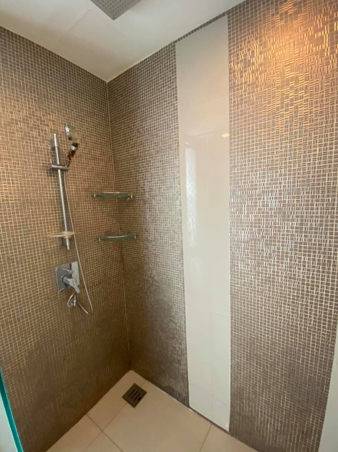 Elegant 2-bedroom condo for rent at StarView Rama 3. 22nd floor, 78sqm, fully furnished with premium amenities. Rent: 35,000 THB/month. Prime riverside location