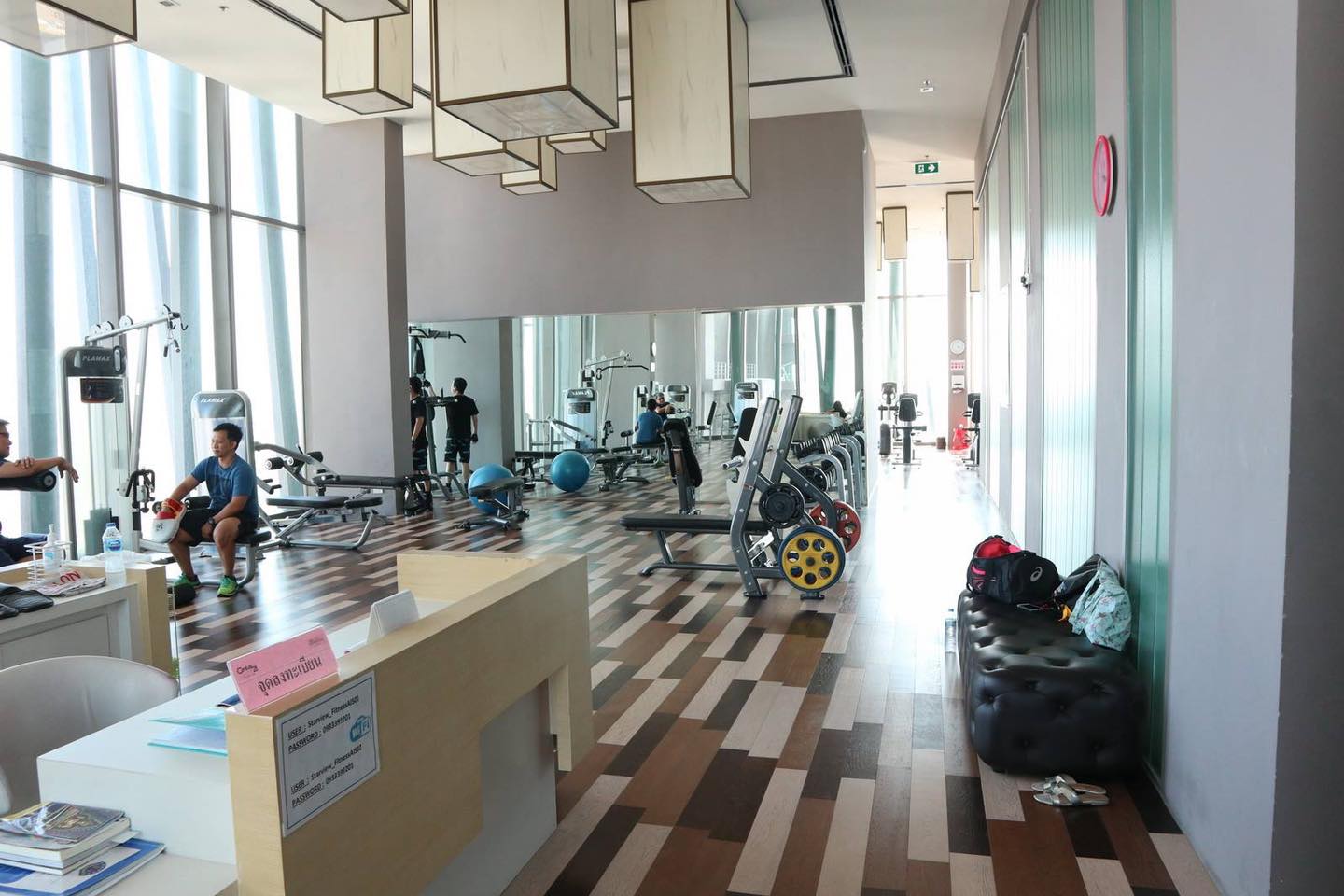 Elegant 2-bedroom condo for rent at StarView Rama 3. 22nd floor, 78sqm, fully furnished with premium amenities. Rent: 35,000 THB/month. Prime riverside location