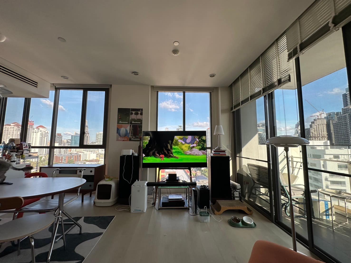1BR 1 BTH Condo for Rent, 60 sqm, ฿55,000/Month, Aequa Residence Sukhumvit 49, 450m to BTS Thonglor, High Floor, Pet-Friendly
