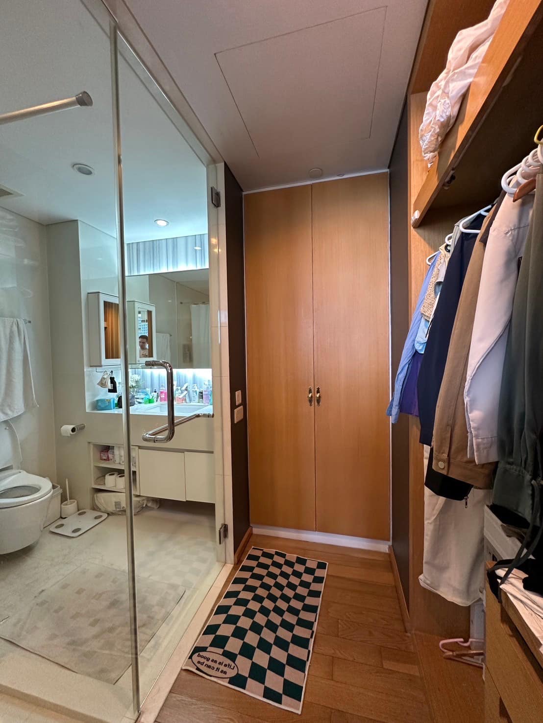 1BR 1 BTH Condo for Rent, 60 sqm, ฿55,000/Month, Aequa Residence Sukhumvit 49, 450m to BTS Thonglor, High Floor, Pet-Friendly