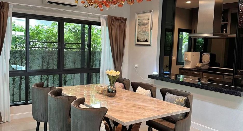 Luxurious 5-bedroom, 5-bathroom house for rent and sale at Supalai Essence Suan Luang. Fully furnished, brand new. Rent at THB 230K/month or own it for THB 29M.