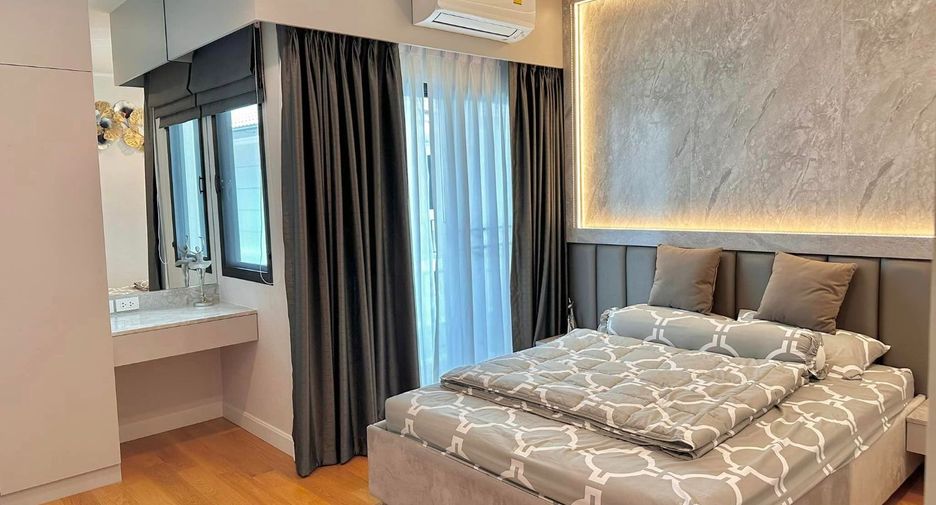 Luxurious 5-bedroom, 5-bathroom house for rent and sale at Supalai Essence Suan Luang. Fully furnished, brand new. Rent at THB 230K/month or own it for THB 29M.