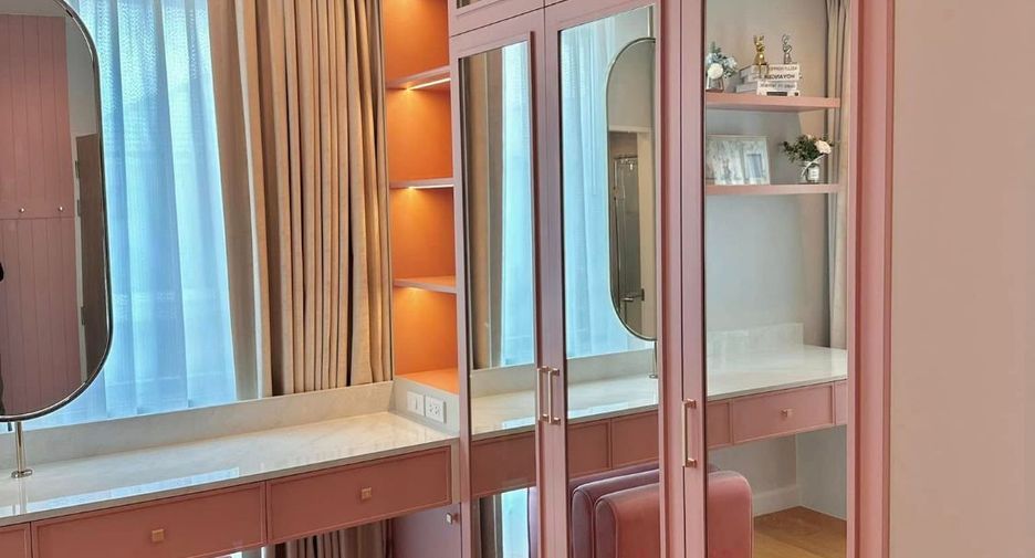Luxurious 5-bedroom, 5-bathroom house for rent and sale at Supalai Essence Suan Luang. Fully furnished, brand new. Rent at THB 230K/month or own it for THB 29M.