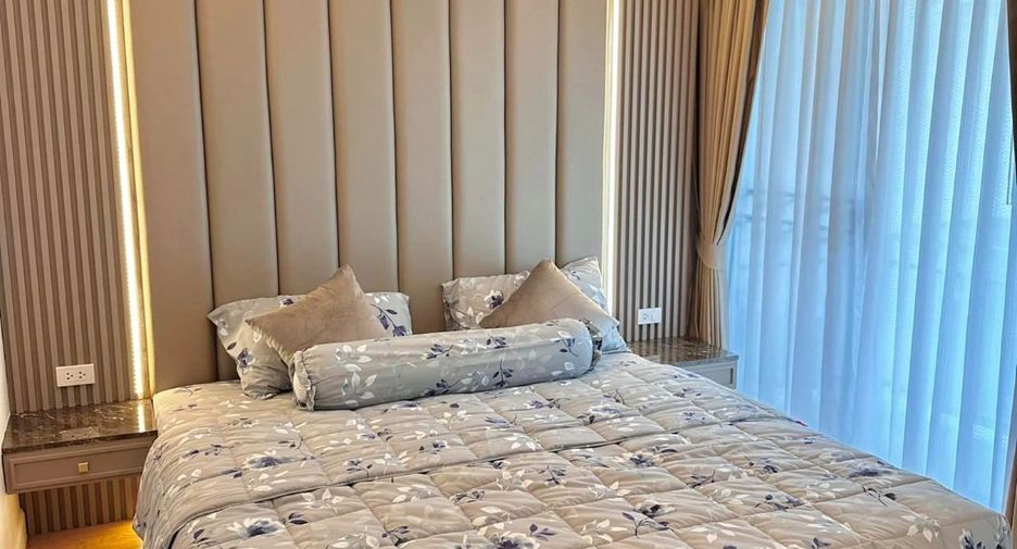 Luxurious 5-bedroom, 5-bathroom house for rent and sale at Supalai Essence Suan Luang. Fully furnished, brand new. Rent at THB 230K/month or own it for THB 29M.