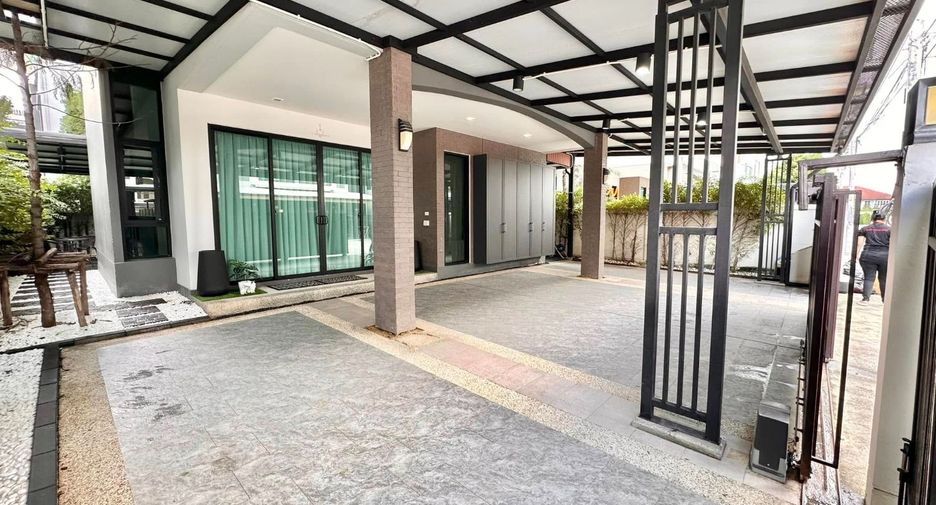 Luxurious 5-bedroom, 5-bathroom house for rent and sale at Supalai Essence Suan Luang. Fully furnished, brand new. Rent at THB 230K/month or own it for THB 29M.